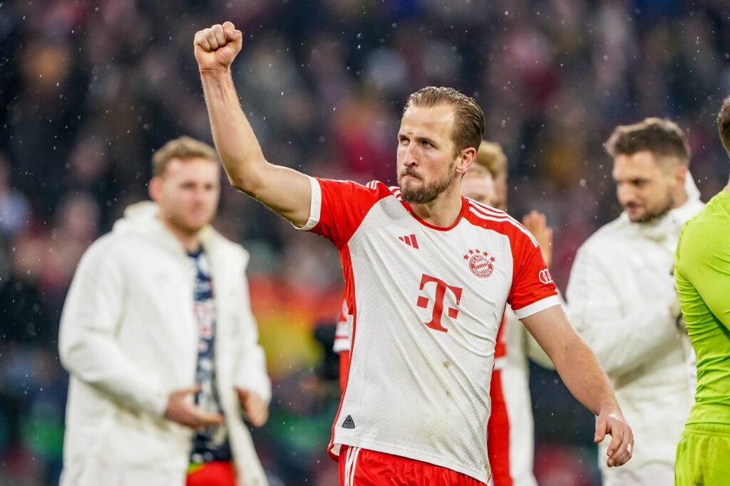 Kane rescues Bayern with stoppage-time equaliser